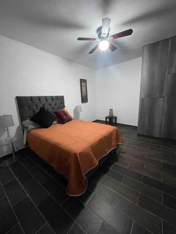 Casa De 4 10 Personas En El Centro De La Ciudad * Morelia